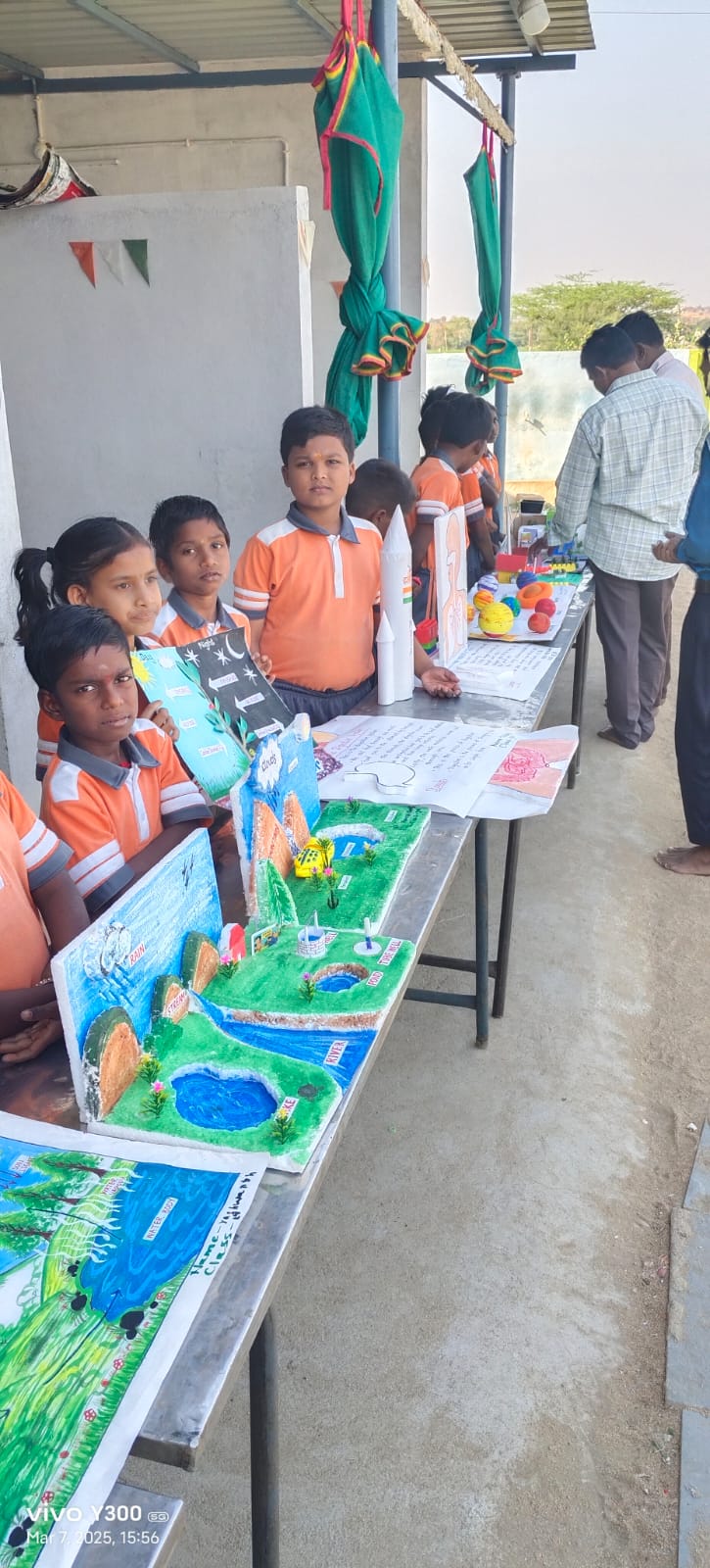 school-scienceday.jpg.jpeg